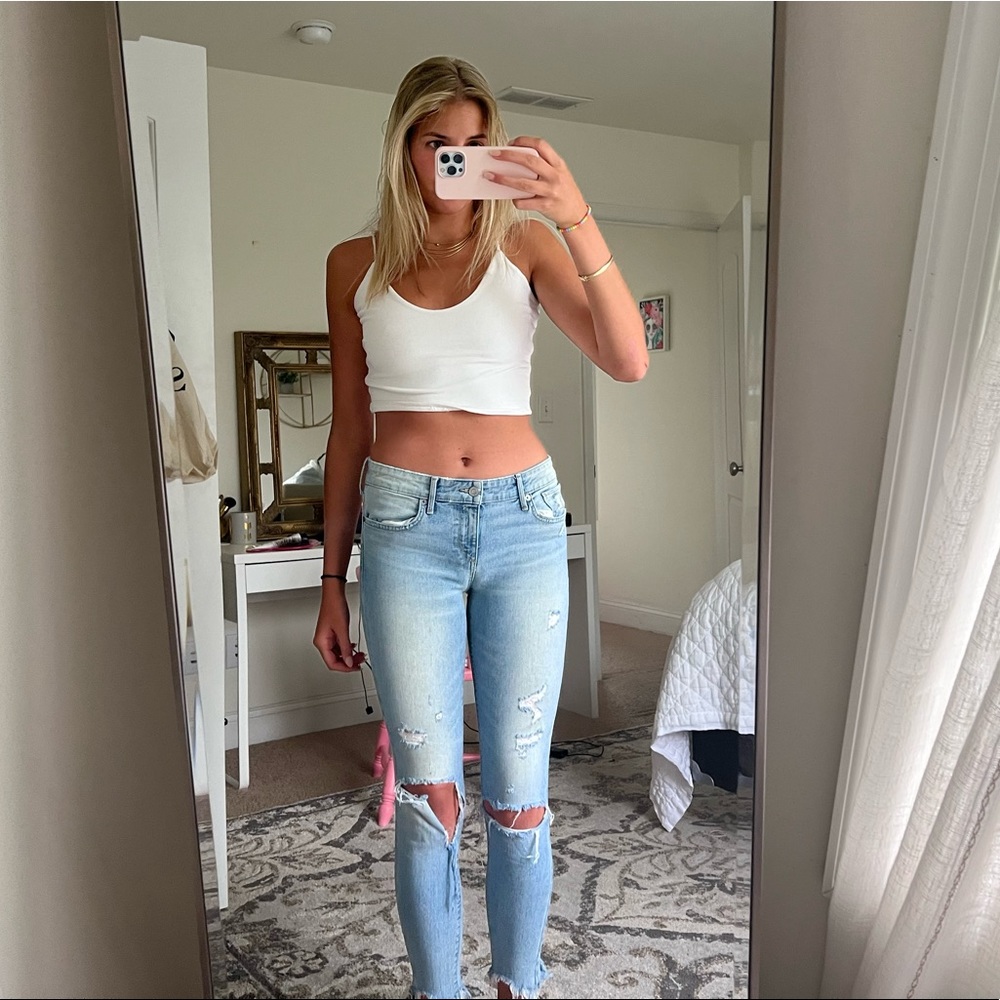 LUCKY BRAND LOW RISE DISTRESSED STELLA SKINNY